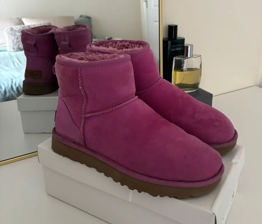 Mini Boots