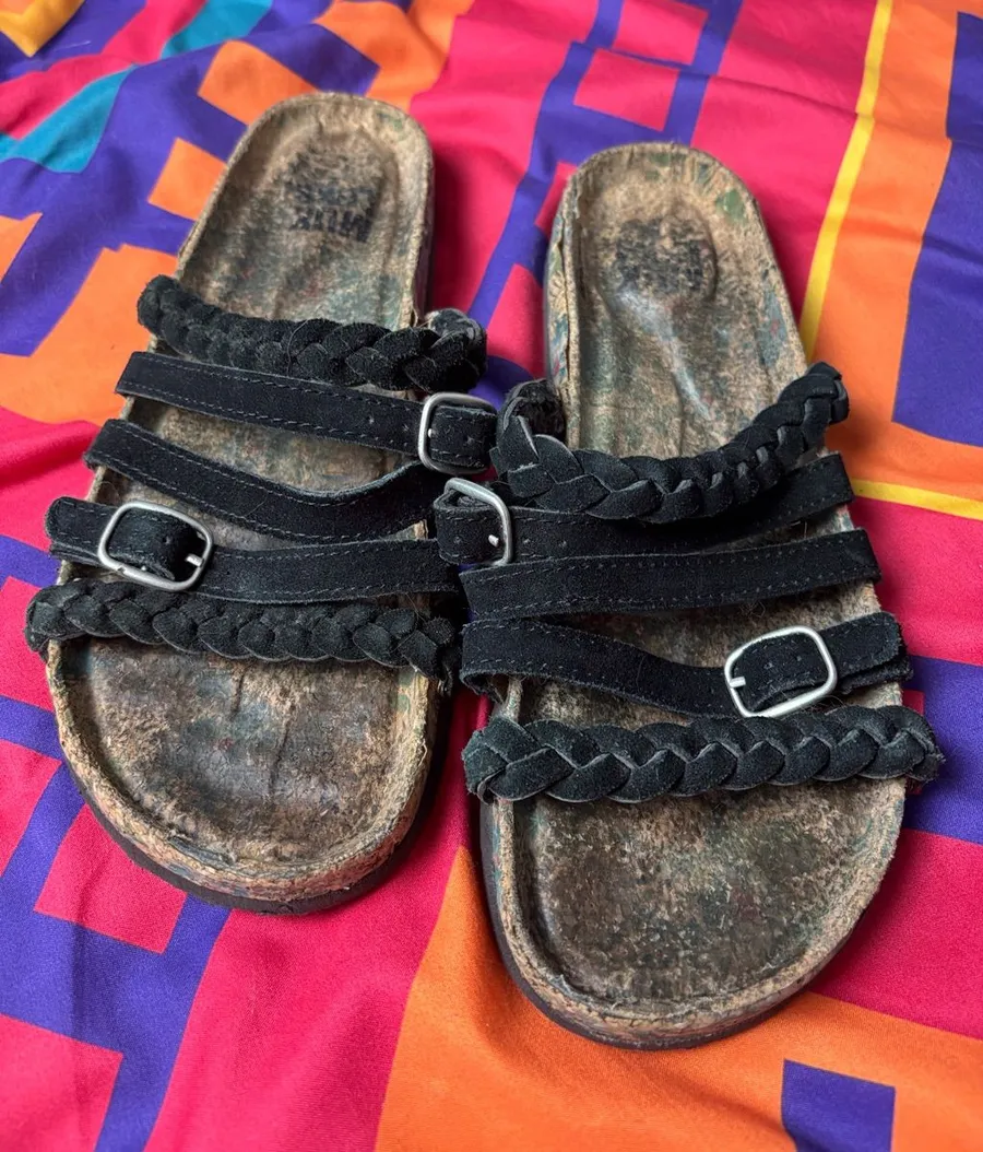 Muk Luks Black Braided Buckle Slide Sandals Size 10