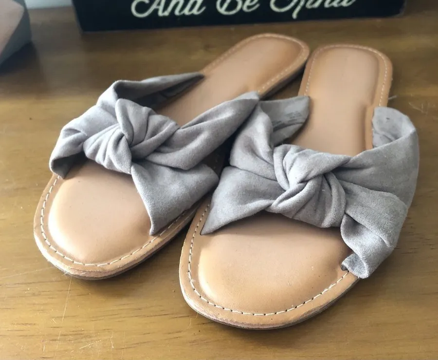 ✨Minimalist Sueded Slides✨