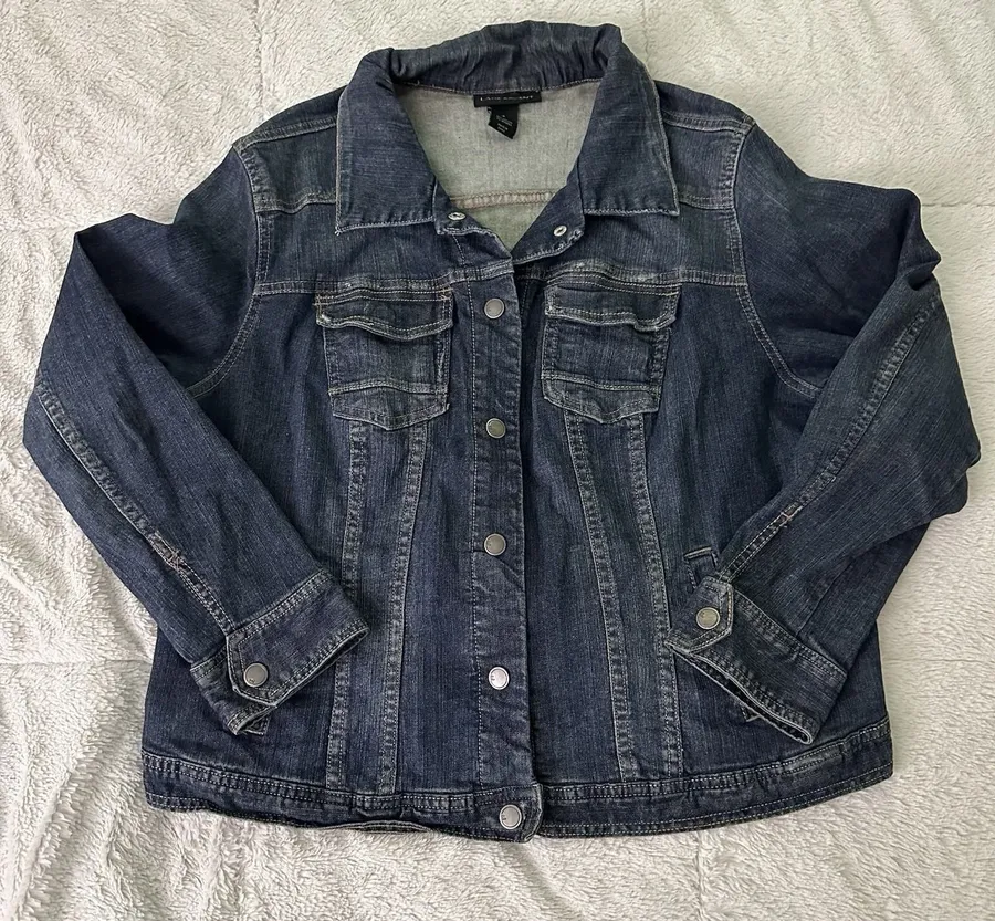 Lane Bryant Denim Blue Jean Jacket Size 18 Metal Buttons