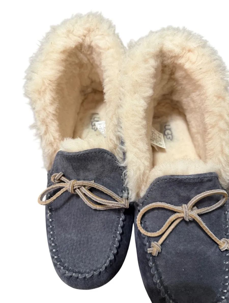 UGG Australia Women's Elana Slipper Sheepskin Lined Moccasin Dark Gray Size 7