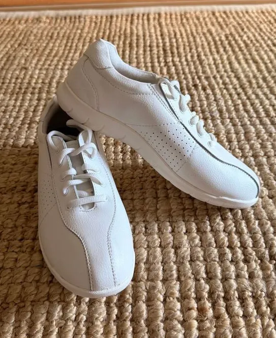 Cobb Hill Cuddlers Dorian Leather Sneakers White Comfort Size 7