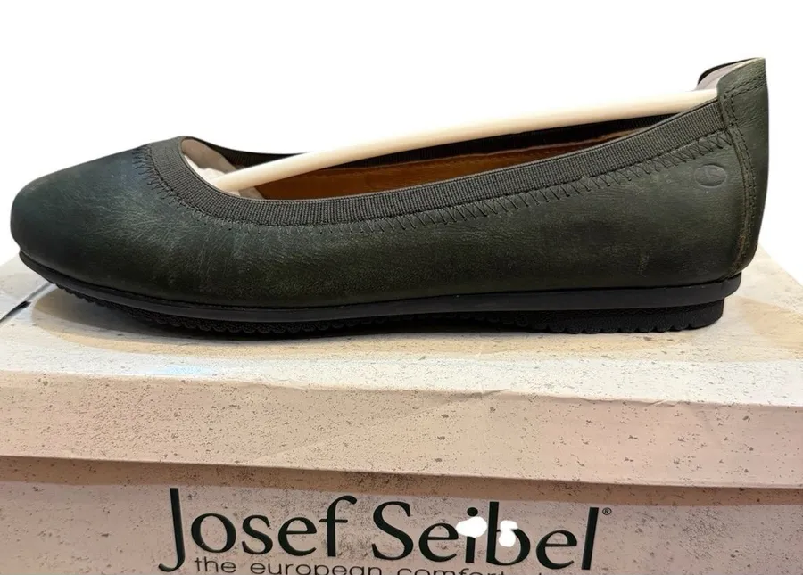 Josef Seibel Size 36 US 5.5 Black Pippa 33 Leather Ballet Flats Distressed