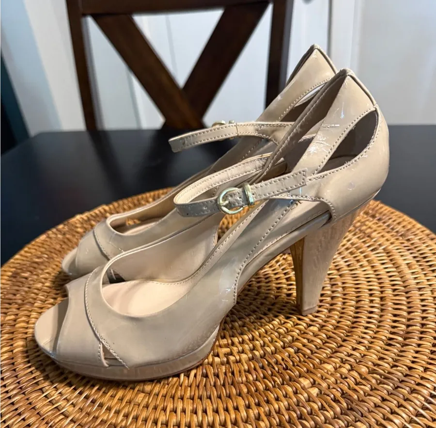 Franco Sarto Nude Patent Peep Toe Platform Heels Ankle Strap Pumps Size 8.5M