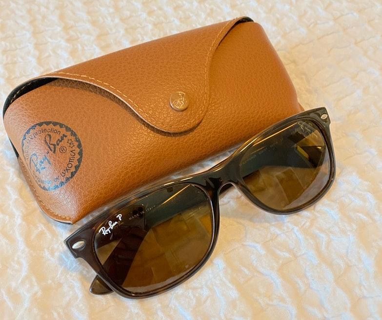 Ray Ban Wayfarer Polarized Sunglasses Curtsy