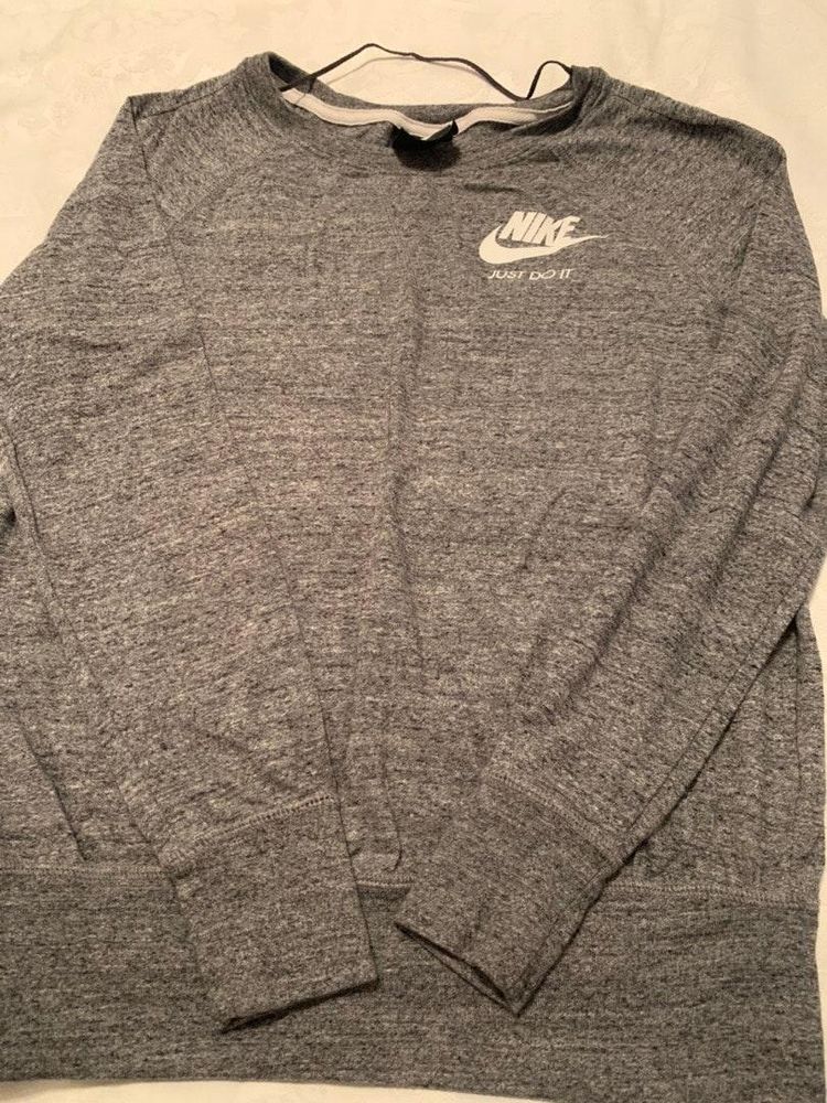 nike thin sweater