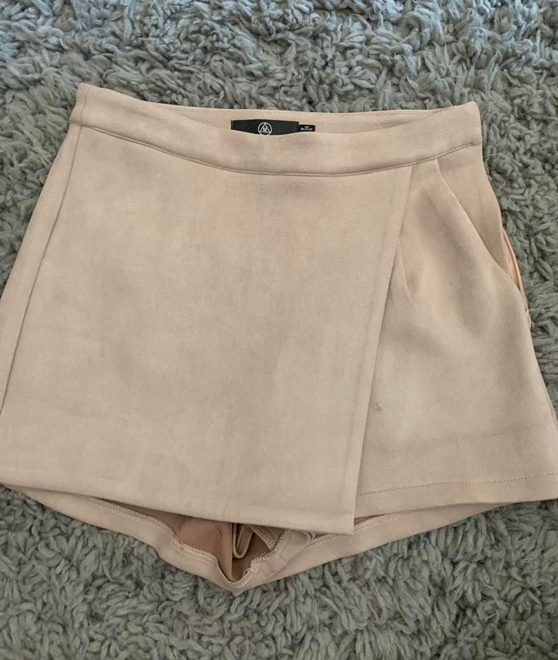 tan envelope skirt,leichtled.com