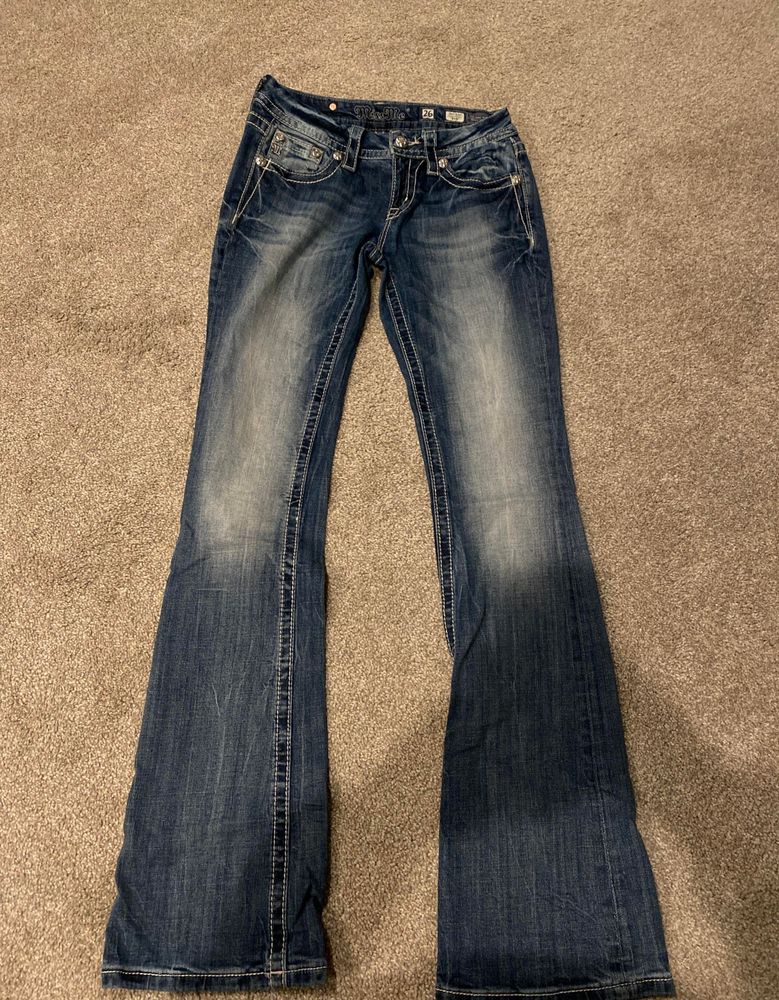 but cut jeans