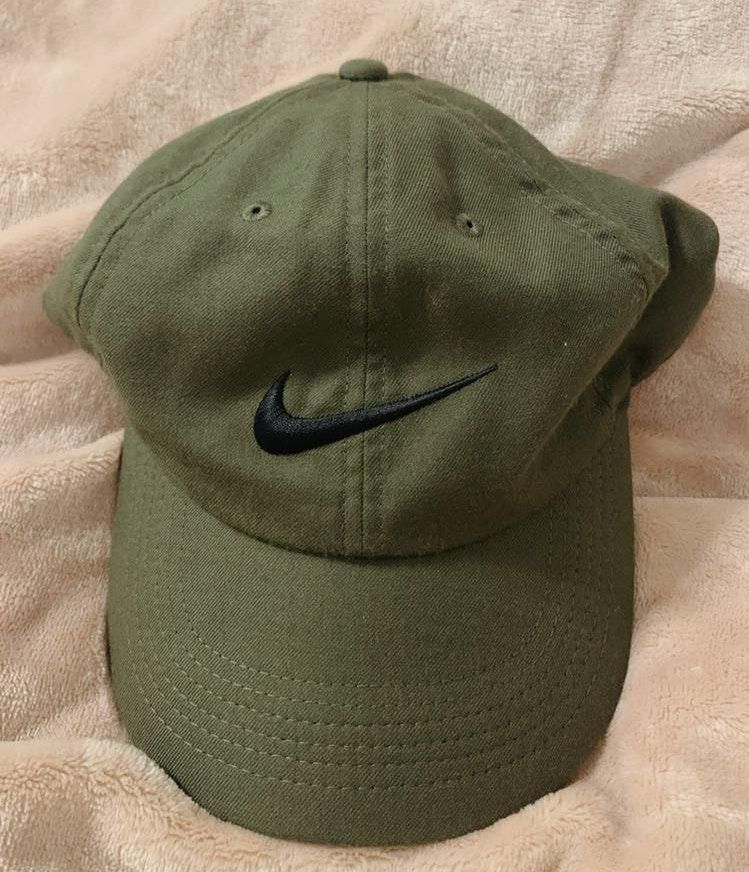 army green nike hat