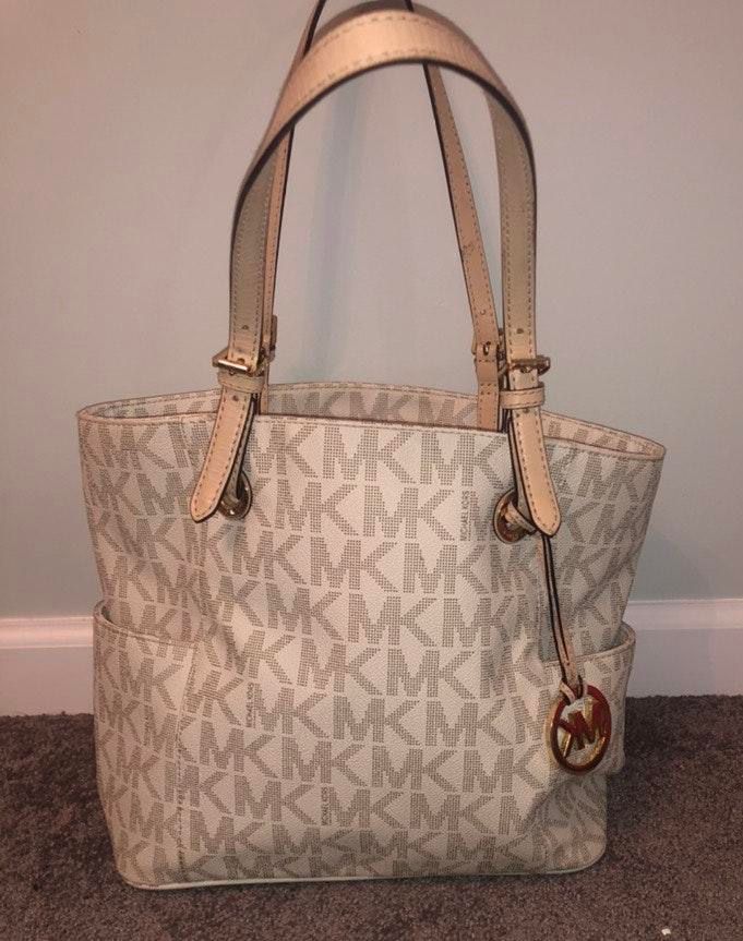 mk shoulder tote