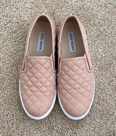 blush steve madden slip ons