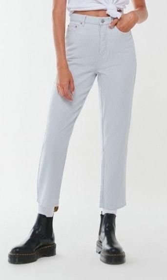 urban outfitters slim straight jeans