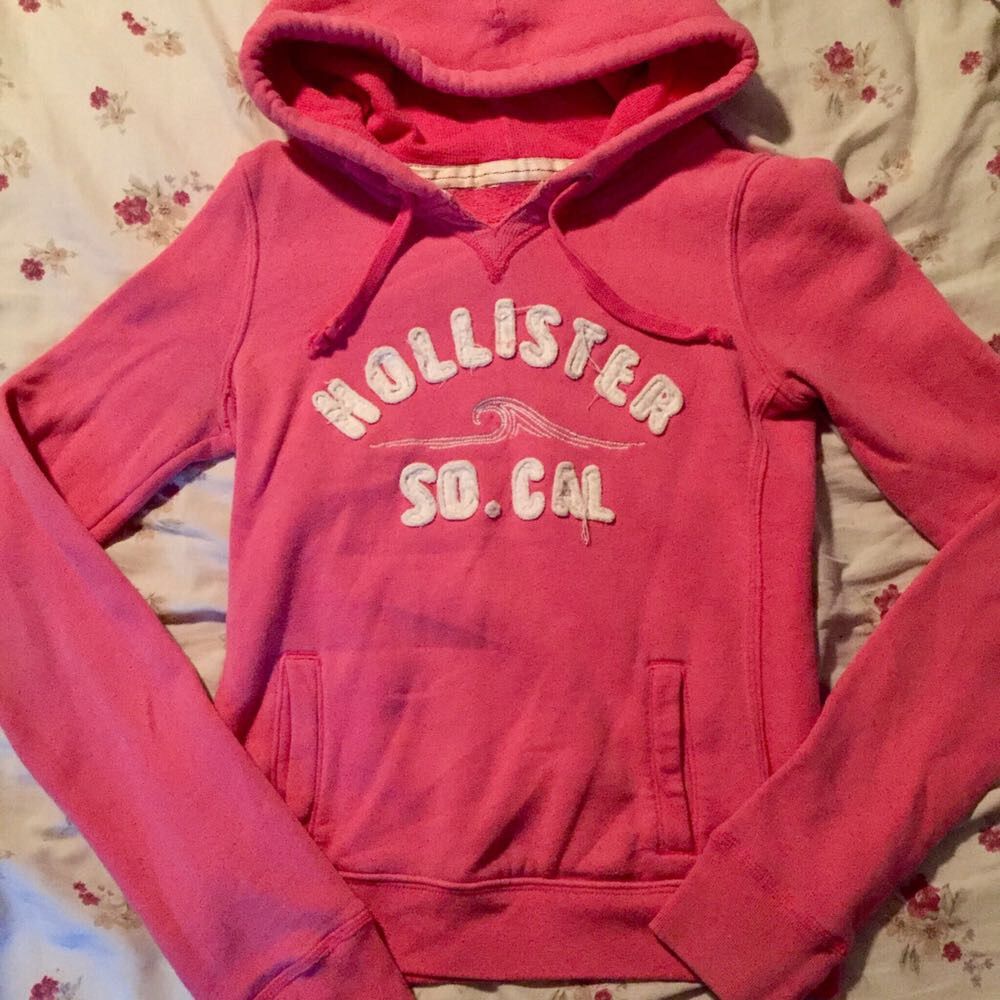 light pink hollister hoodie