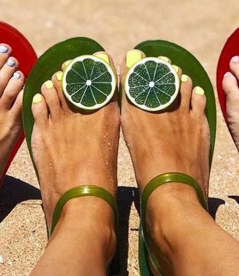 katy perry lemon jelly sandals