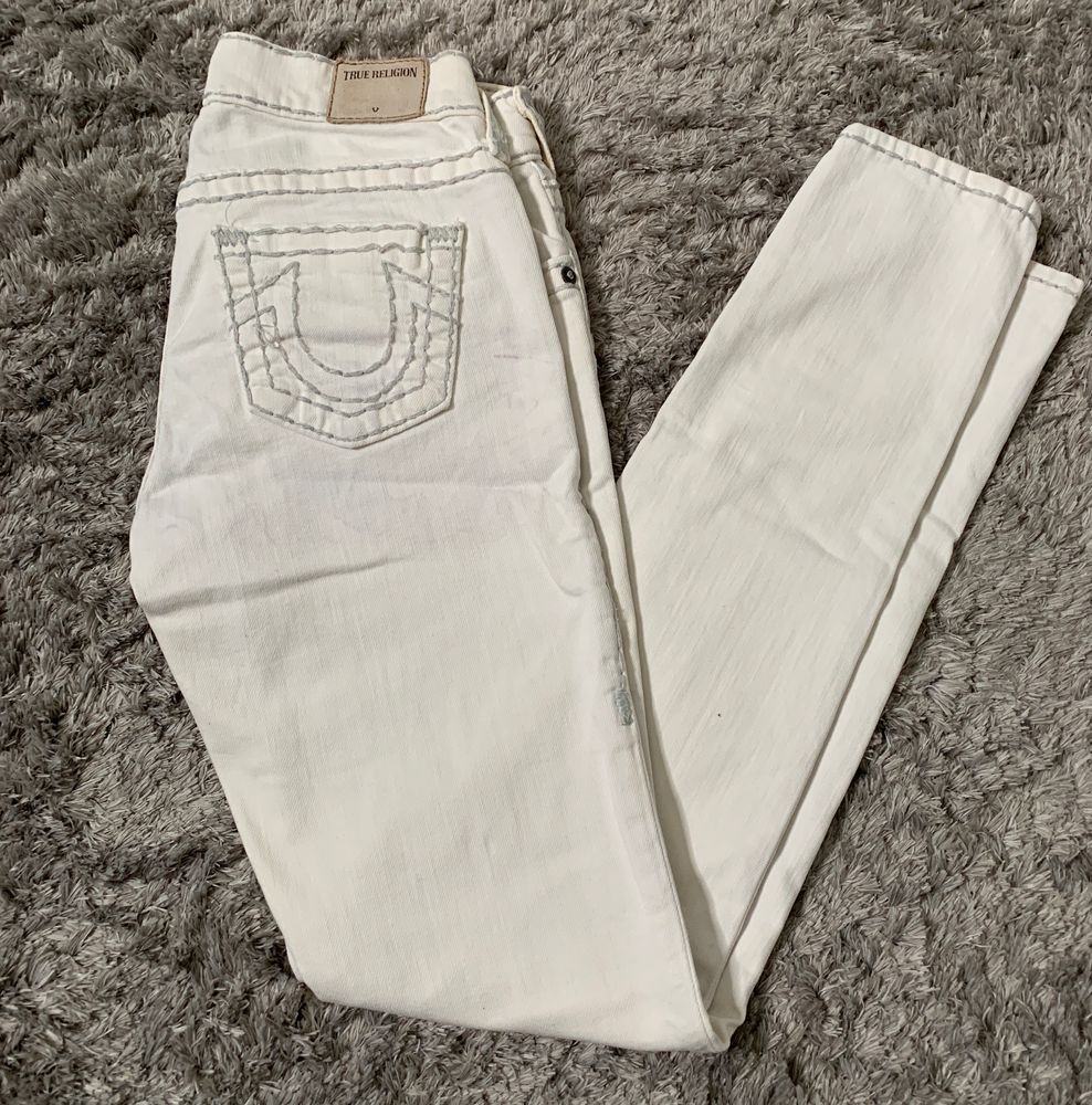 all white true religion pants