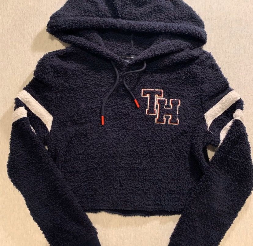 tommy hilfiger fuzzy hoodie