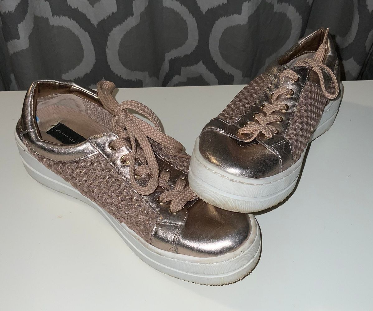 steve madden sneakers rose gold