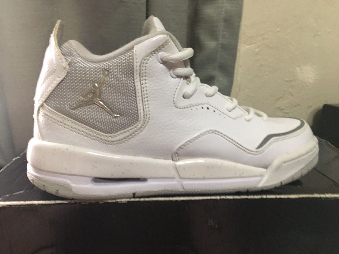 girls with air jordans