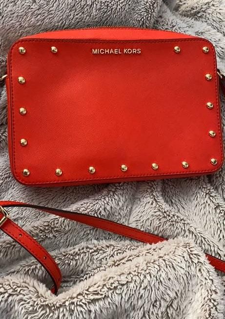 red michael kors crossbody purse