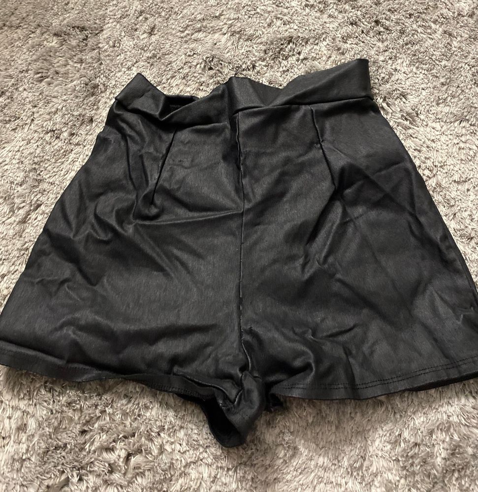 Faux leather shorts black in 2024