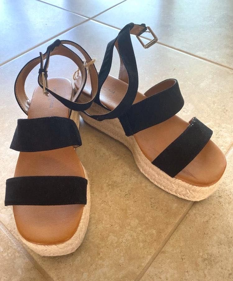 american eagle platform sandals