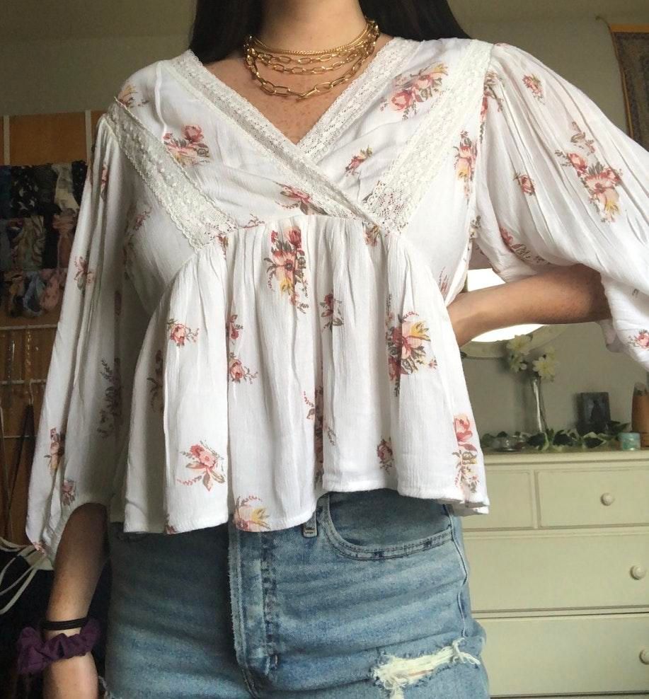 flowy bell sleeve tops