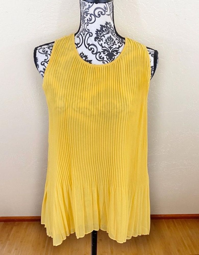 zara yellow pleated top