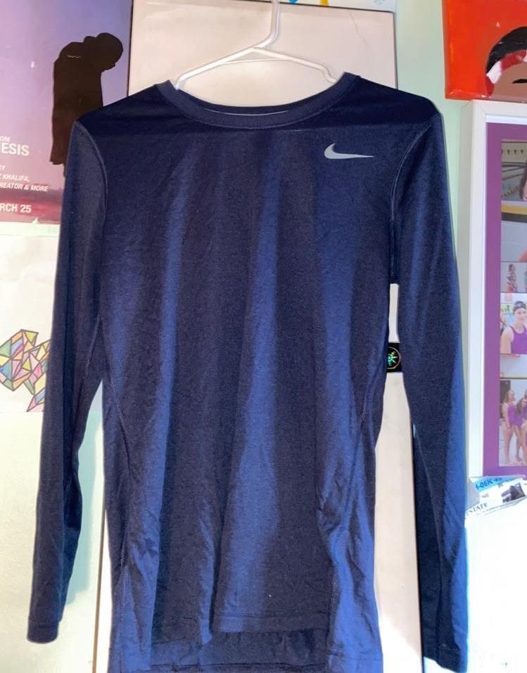 nike navy long sleeve