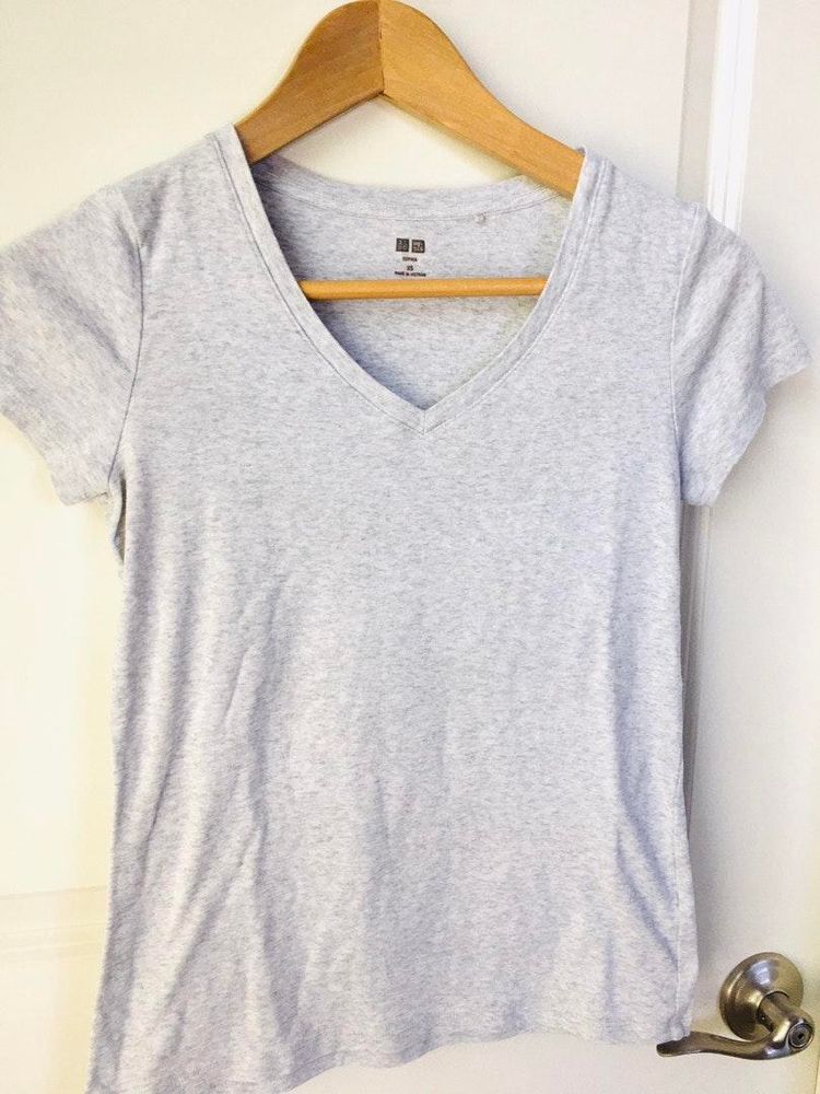 Uniqlo Cotton V Neck Tee Curtsy