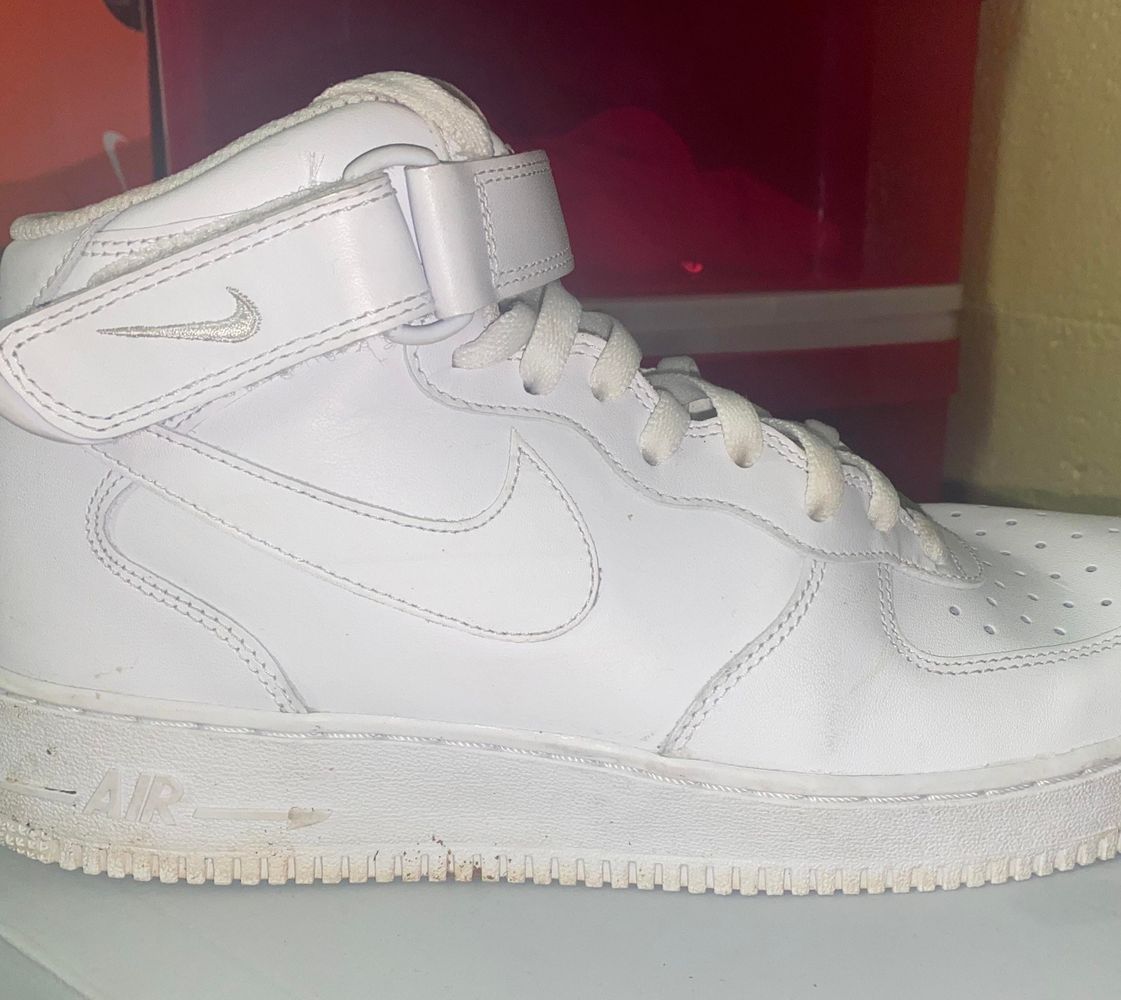 creases nike air force 1