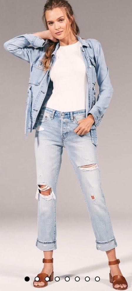 Abercrombie Fitch Low Rise Boyfriend Jeans Curtsy