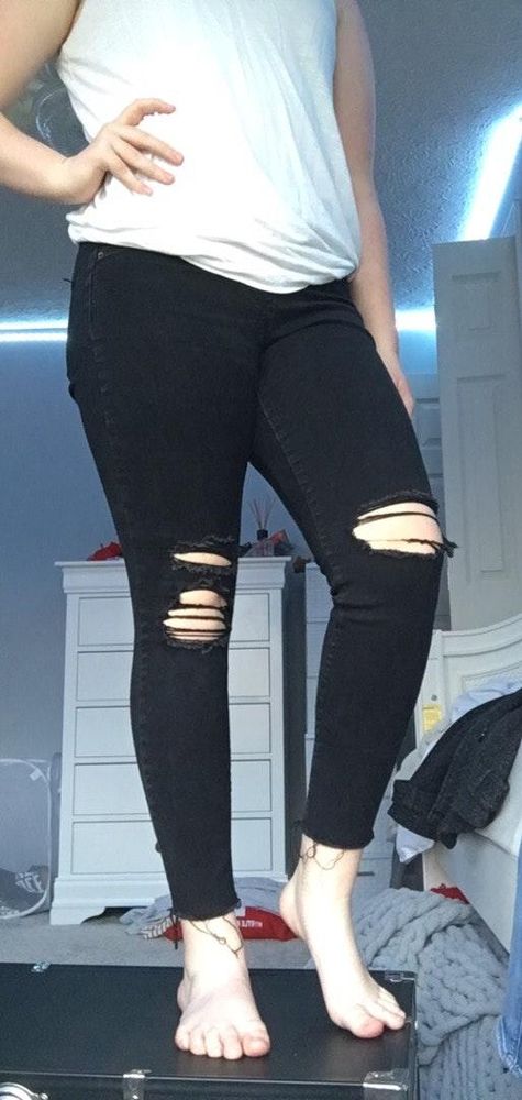 black ripped jeans old navy