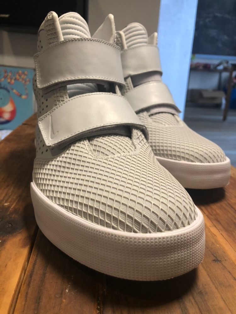nike flystepper 2k3 grey