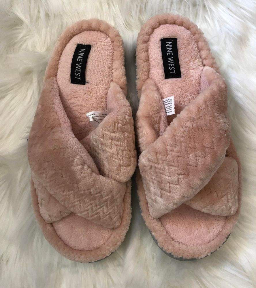 nine west fluffy slippers