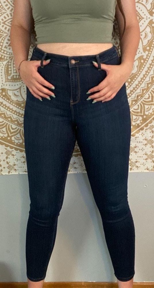 curvy jeans hollister