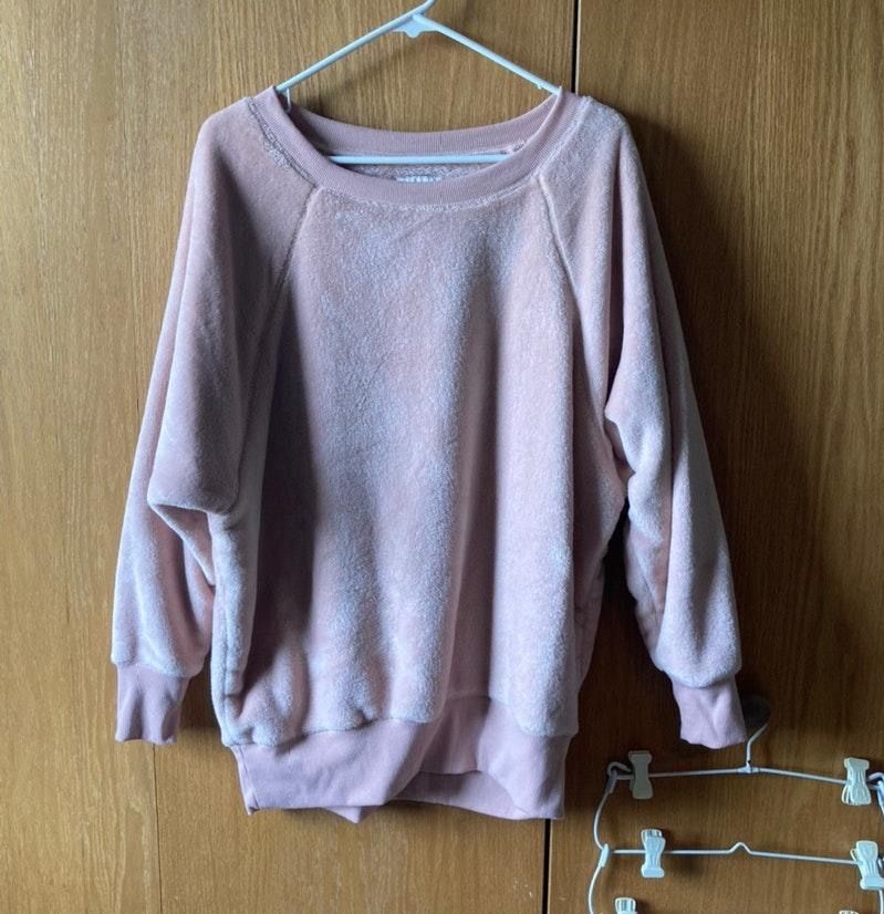 so oversized sweatshirt