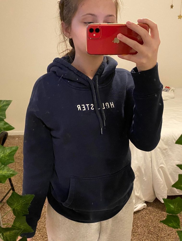 hollister hoodie xxs