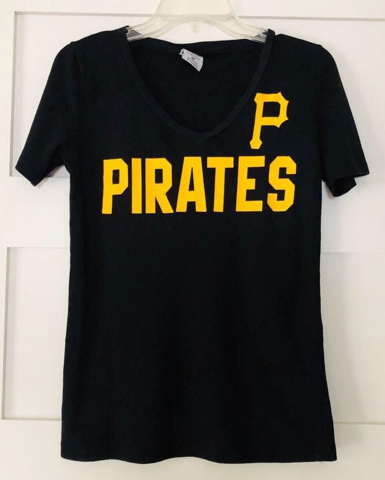 pink pittsburgh pirates shirt