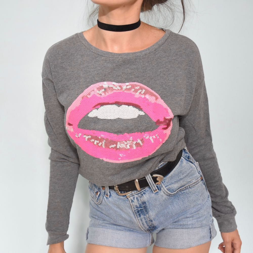 sequin lip sweatshirt