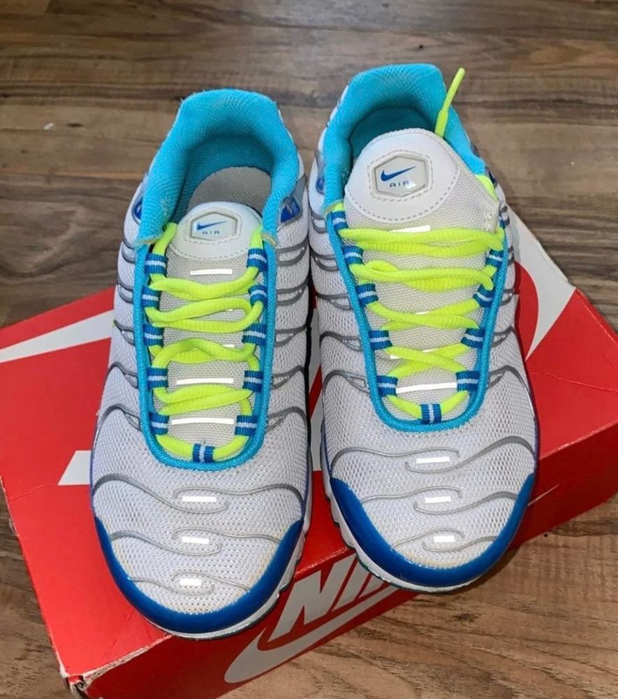 girls grade school air max plus