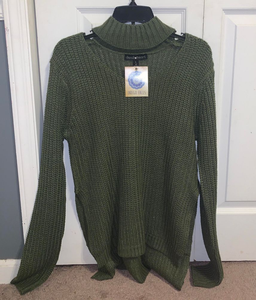 derek heart sweater