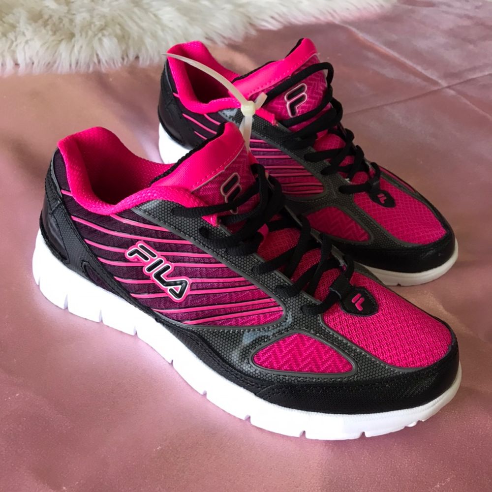 fila black and pink shoes