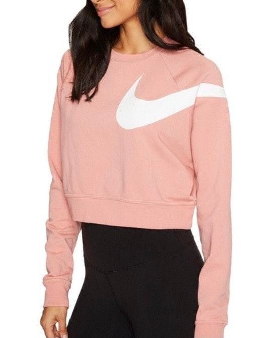 nike dry versa training crop top