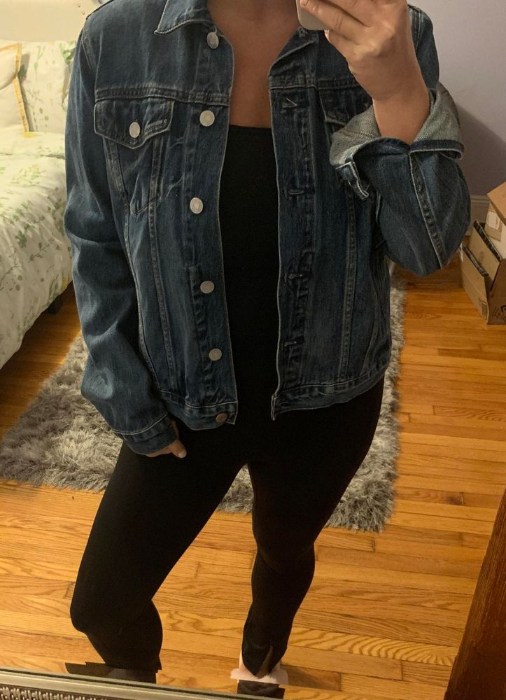 gap black denim jacket