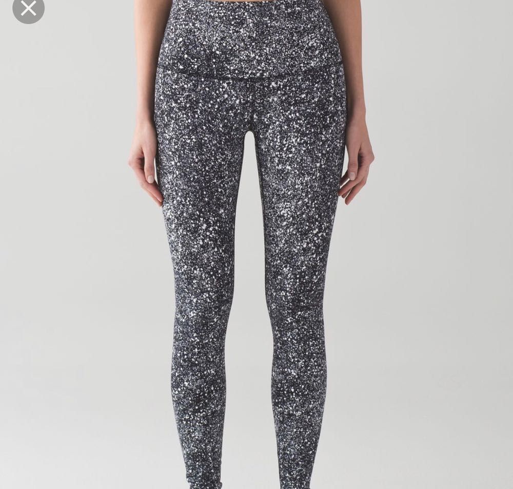 black and white speckled lululemon leggings