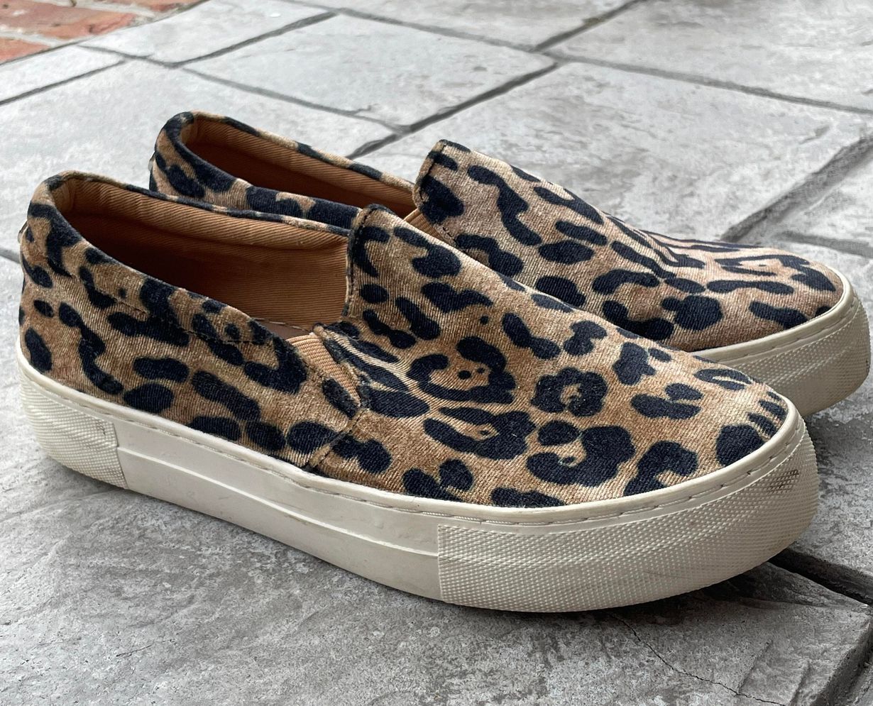 steve madden cheetah print slip ons