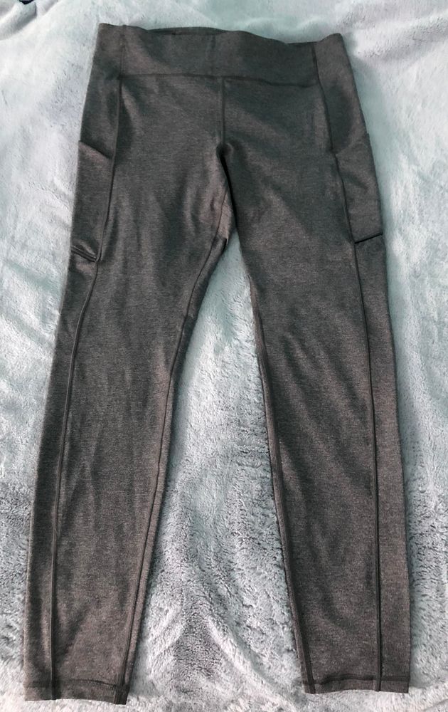 size 12 lululemon leggings