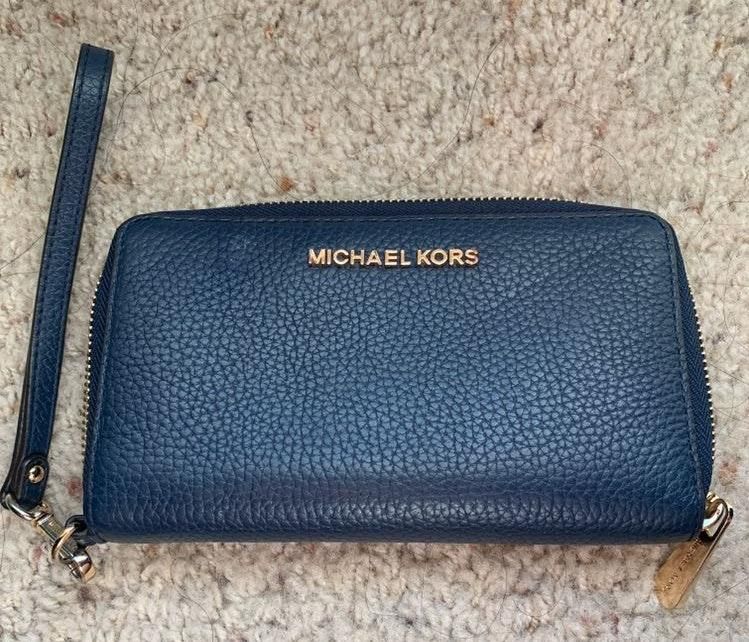 michael kors teal wallet