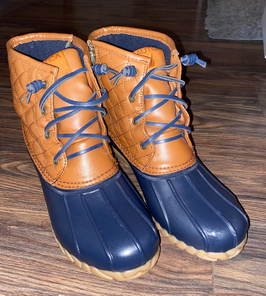 duck boots nautica