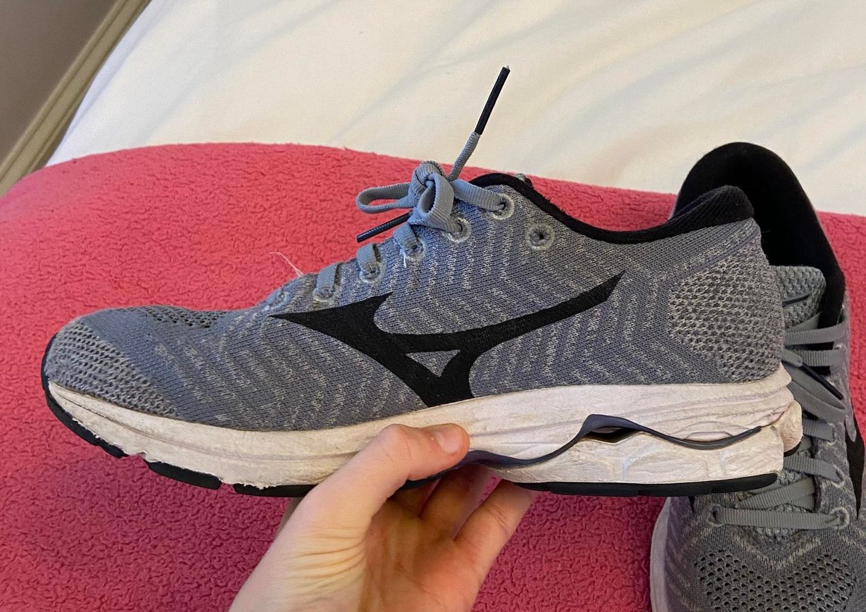 mizuno usa shoes
